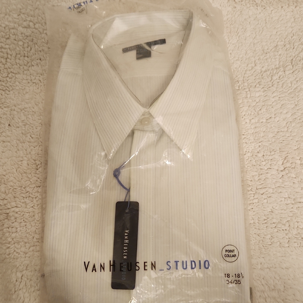 Van Heusen Men's Cream Dress Shirt
